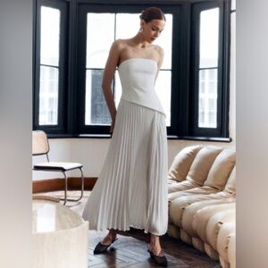 Commense Solid Pleated Strapless Split Dress in White - Multiple Sizes